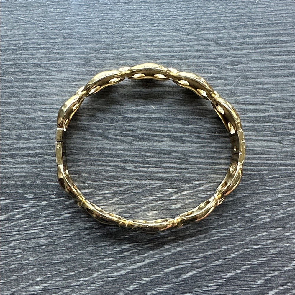 Mariner Puff Stainless Steel Hinged Bangle Bracelet - Picture 5 of 5